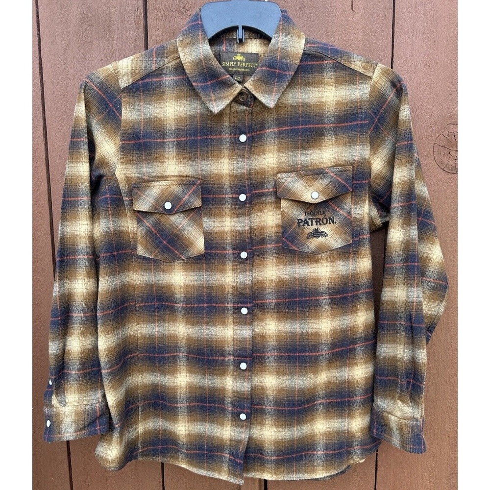 PATRON TEQUILA Women's L Bartender Wear Liquor Shirt Pearl Snap Bar Ware Alcohol